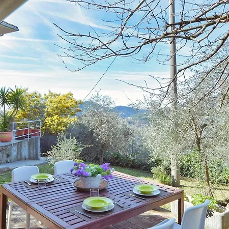 Pet Friendly Daire San Bartolomeo (Chiavari)