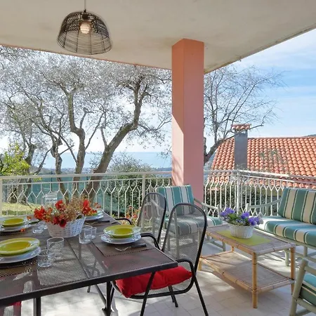 Apartment Lovely In Di Leiv San Bartolomeo (Chiavari)
