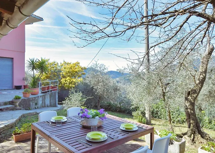 Pet Friendly Apartment San Bartolomeo (Chiavari)